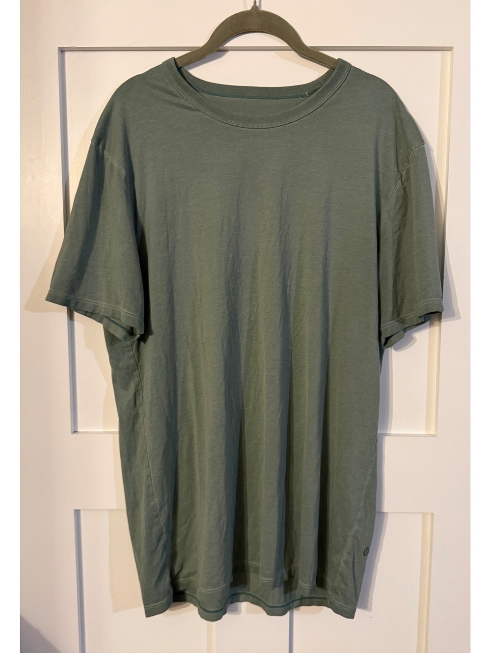 Lululemon T-Shirt